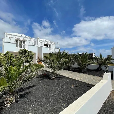 Cozy With Freewifi, Near Beach Y Natural Pools In 公寓 *